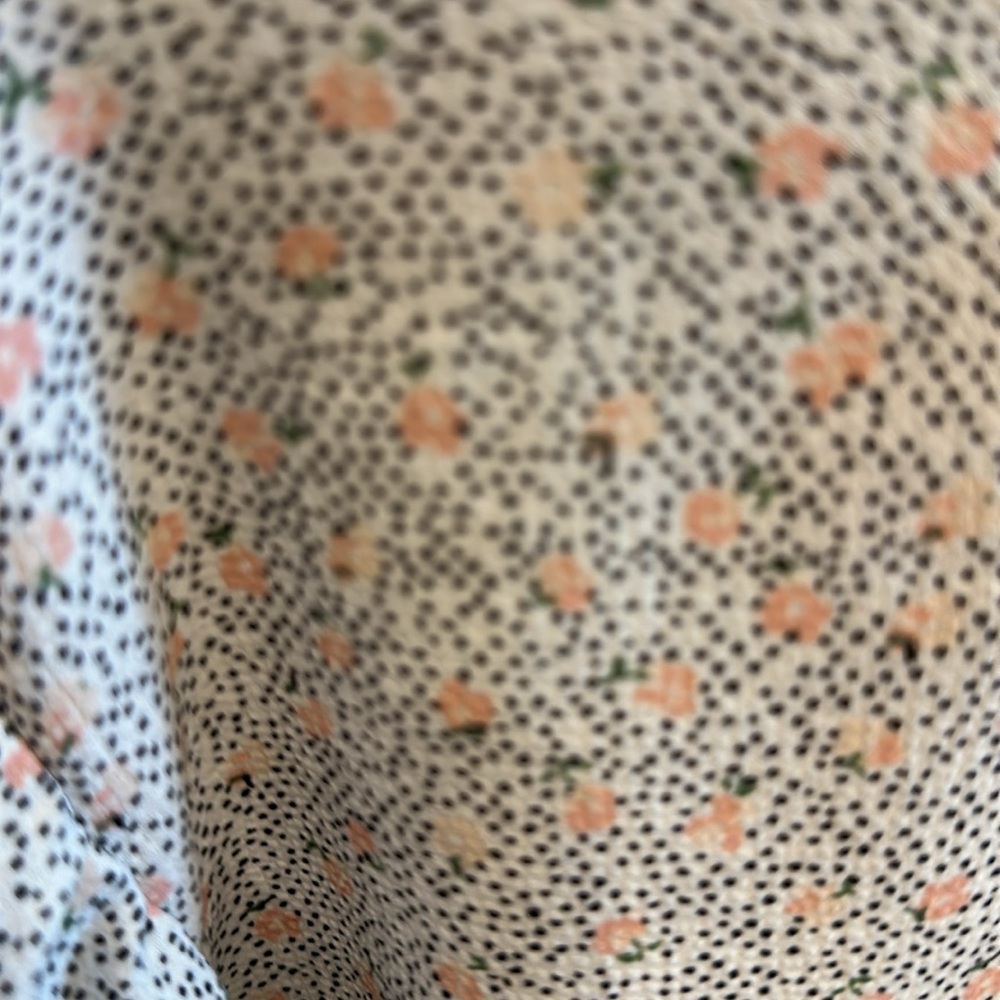 Floral blouse - Picture 2 of 5